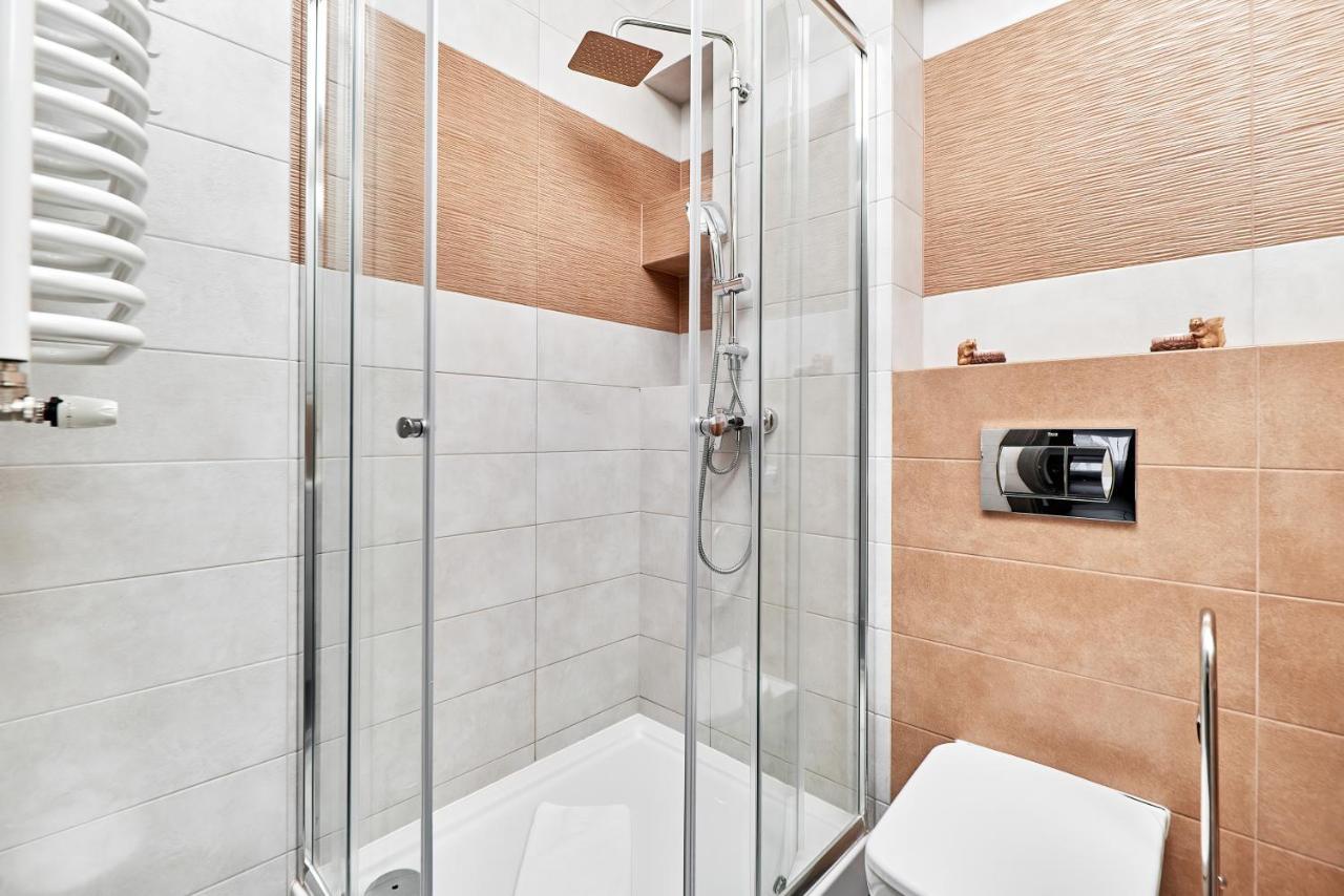 Apartment Sikorskiego With Free Garage By Renters Prestige Wroclaw