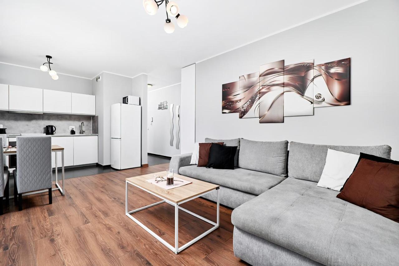 Apartment Sikorskiego With Free Garage By Renters Prestige