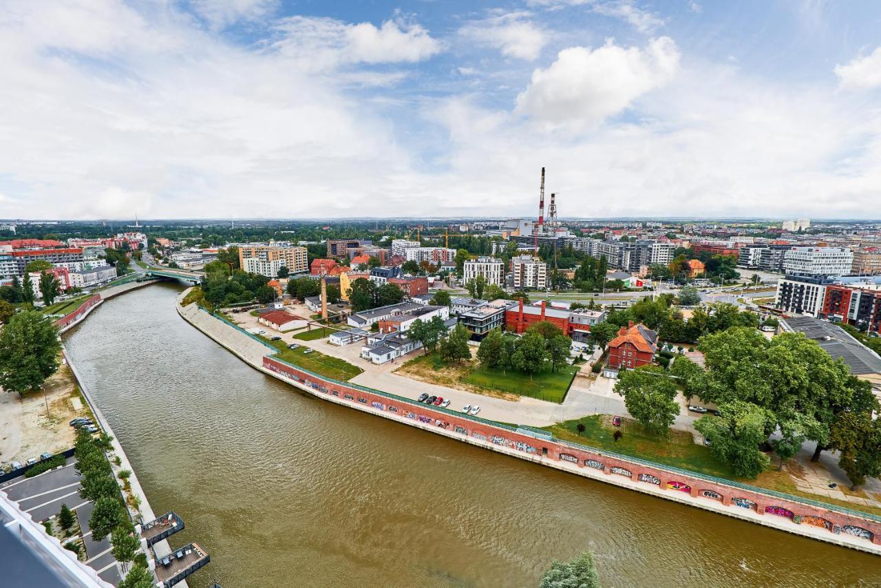 Sikorskiego With Free Garage By Renters Prestige Wroclaw