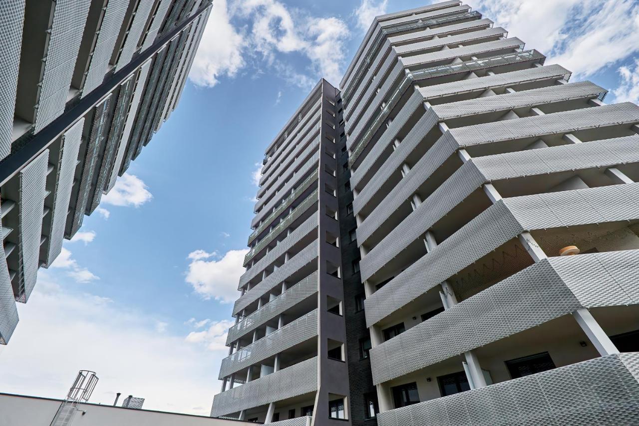 Sikorskiego With Free Garage By Renters Prestige * Wroclaw