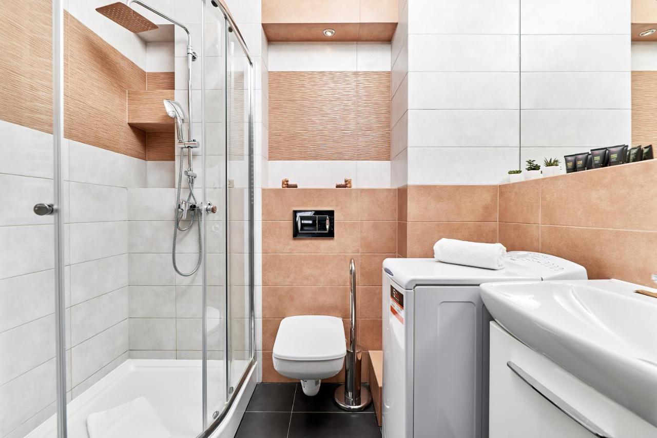 Sikorskiego With Free Garage By Renters Prestige