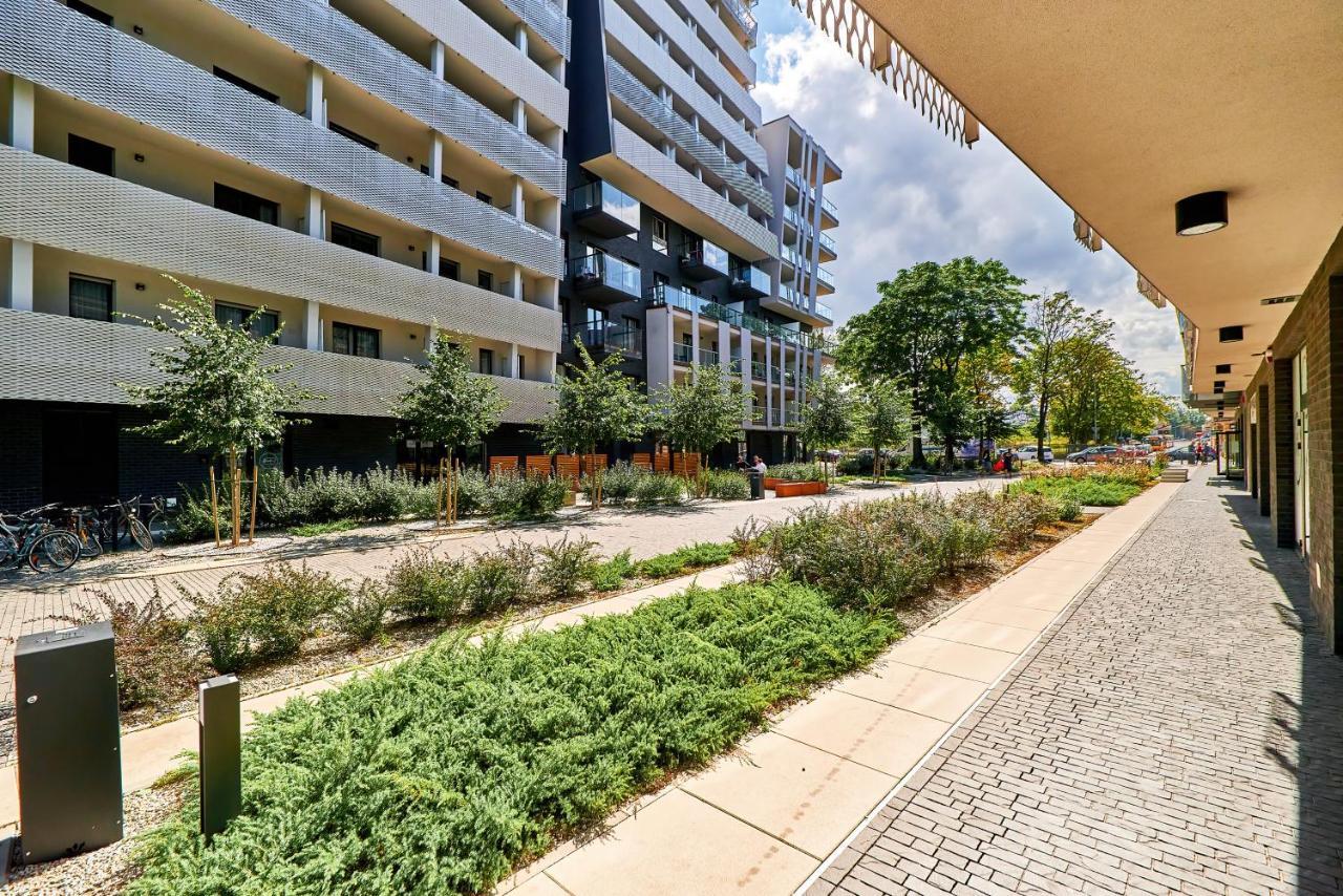 Sikorskiego With Free Garage By Renters Prestige Wroclaw