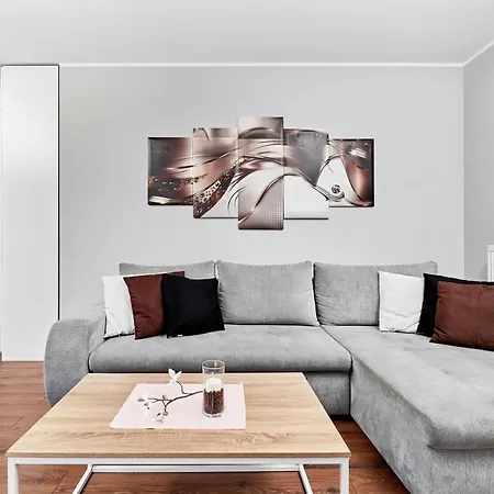 Apartment Wroclaw Sikorskiego With Free Garage By Renters Prestige Exterior photo