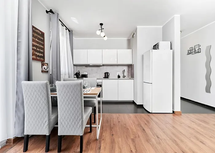 Apartment Wroclaw Sikorskiego With Free Garage By Renters Prestige